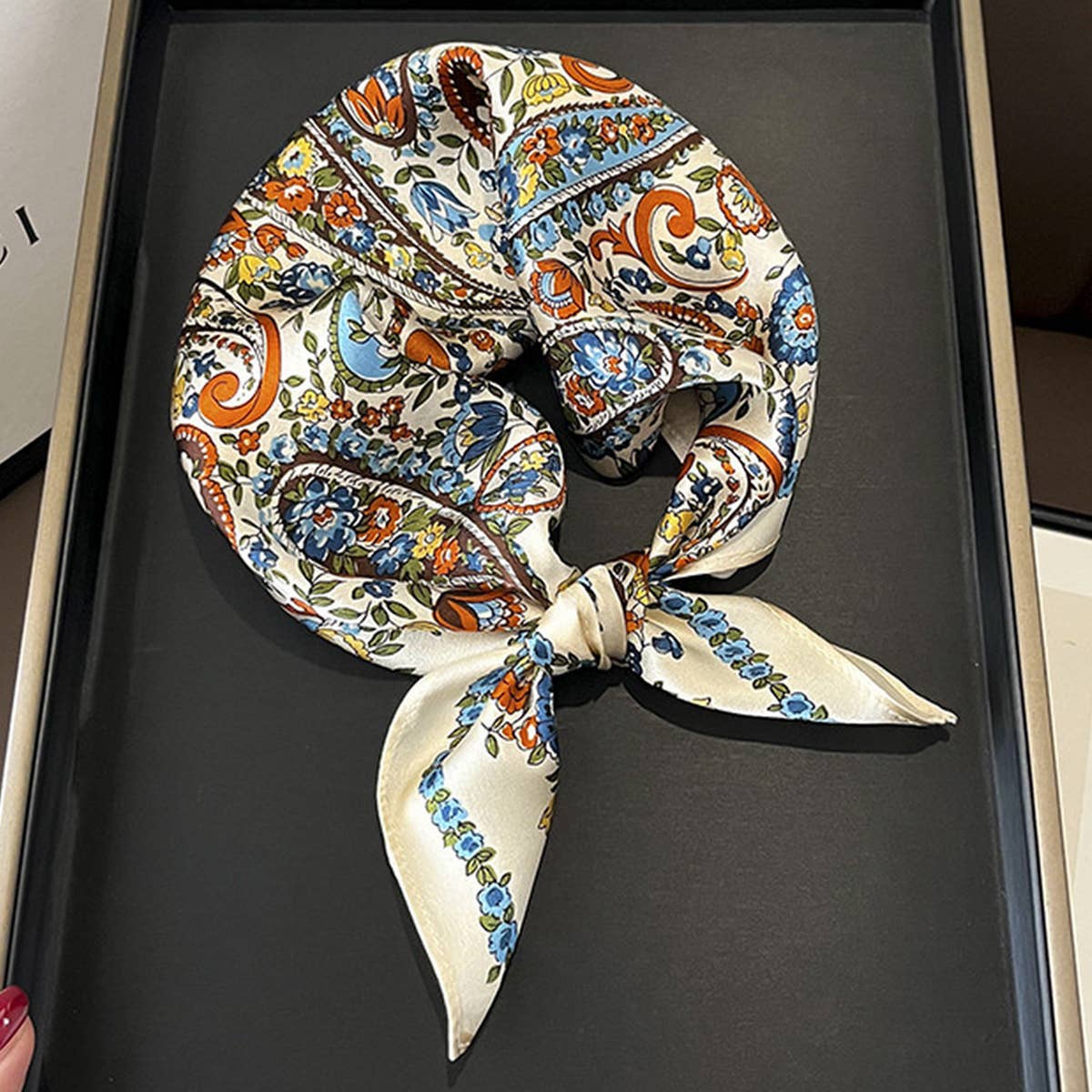 100% SILK FLORAL SCARF SQUARE VERSATILE GIFT_CWASC0544