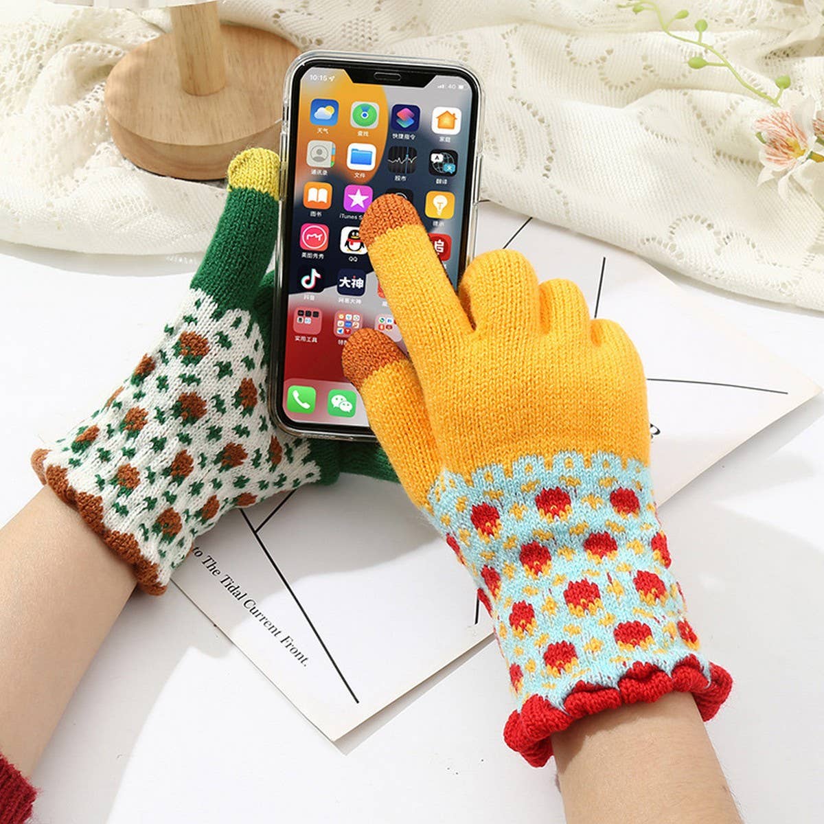 CUTE KNIT GLOVES FOR WOMEN TOUCHSCREEN WARM_CWAG0147