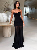 Solid-Color Hip-Hugging Pleated Strapless Dress