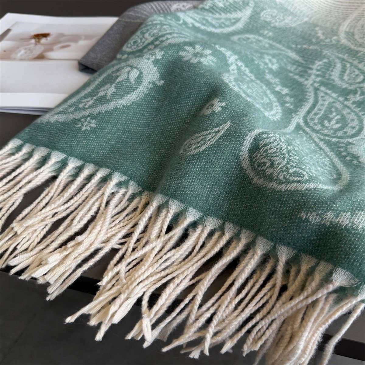 Autumn Winter Paisley Colorblock Tassel Scarf_Cwasc03274