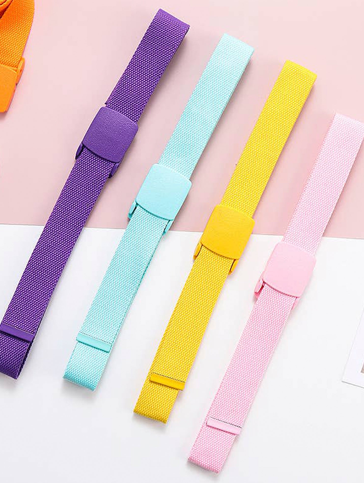 SOLID COLOR WOVEN CANVAS BELT WITH PLASTIC BUCKLE_CWABE0675