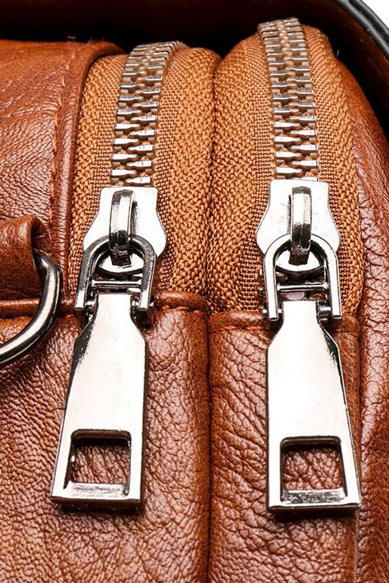 TRENDY ONE SHOULDER SQUARE MESSENGER BAG