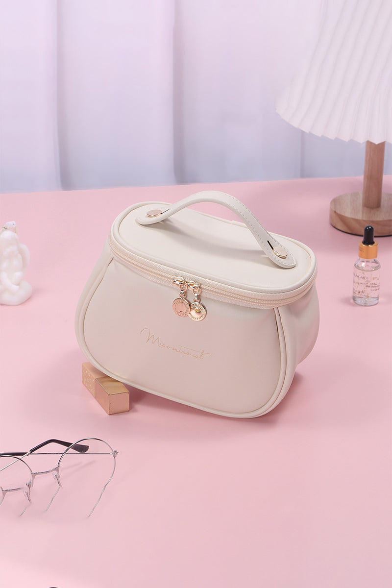 LETTER GRAPHIC PU MAKEUP BAG