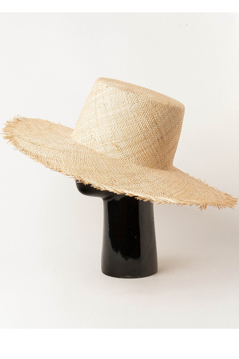 WIDE BRIM FASHION STRAW HAT