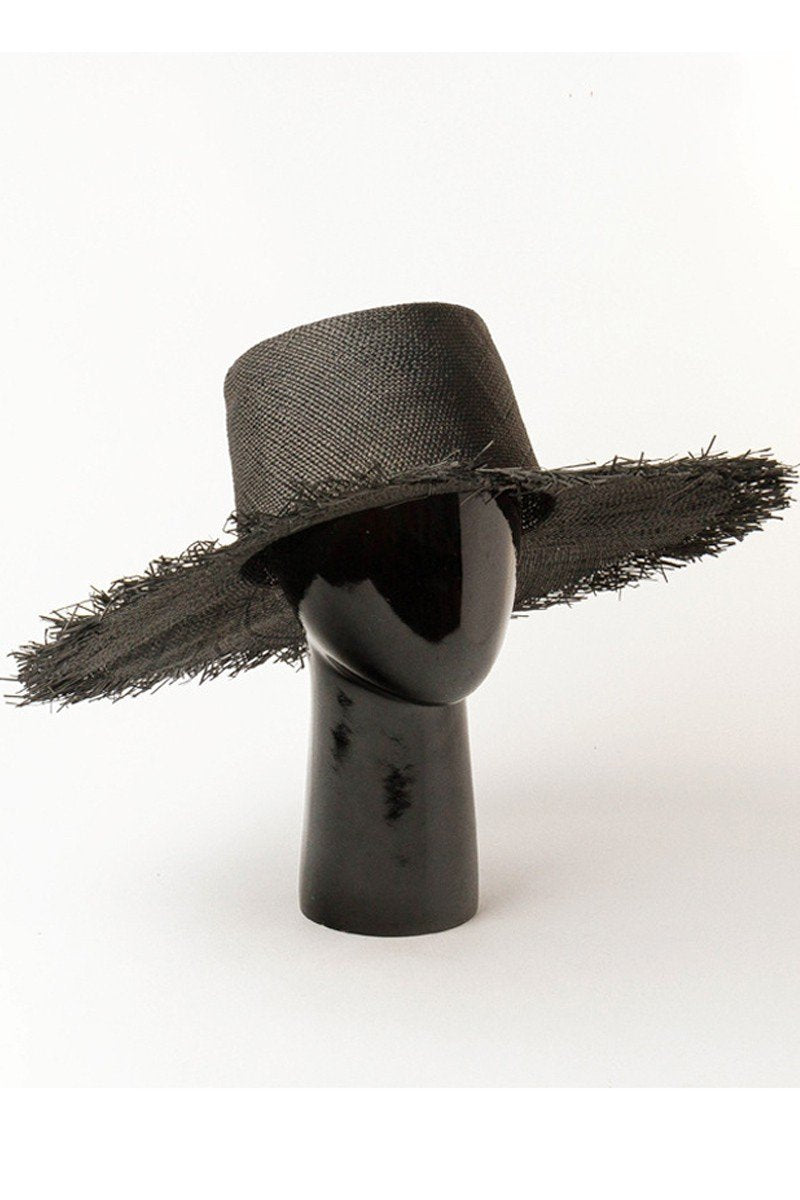 WIDE BRIM FASHION STRAW HAT