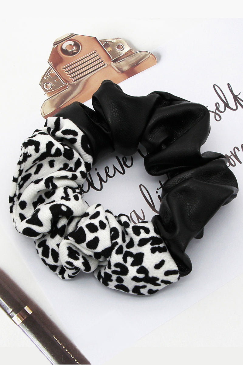 MINIMALIST BICOLOR SCRUNCHIE