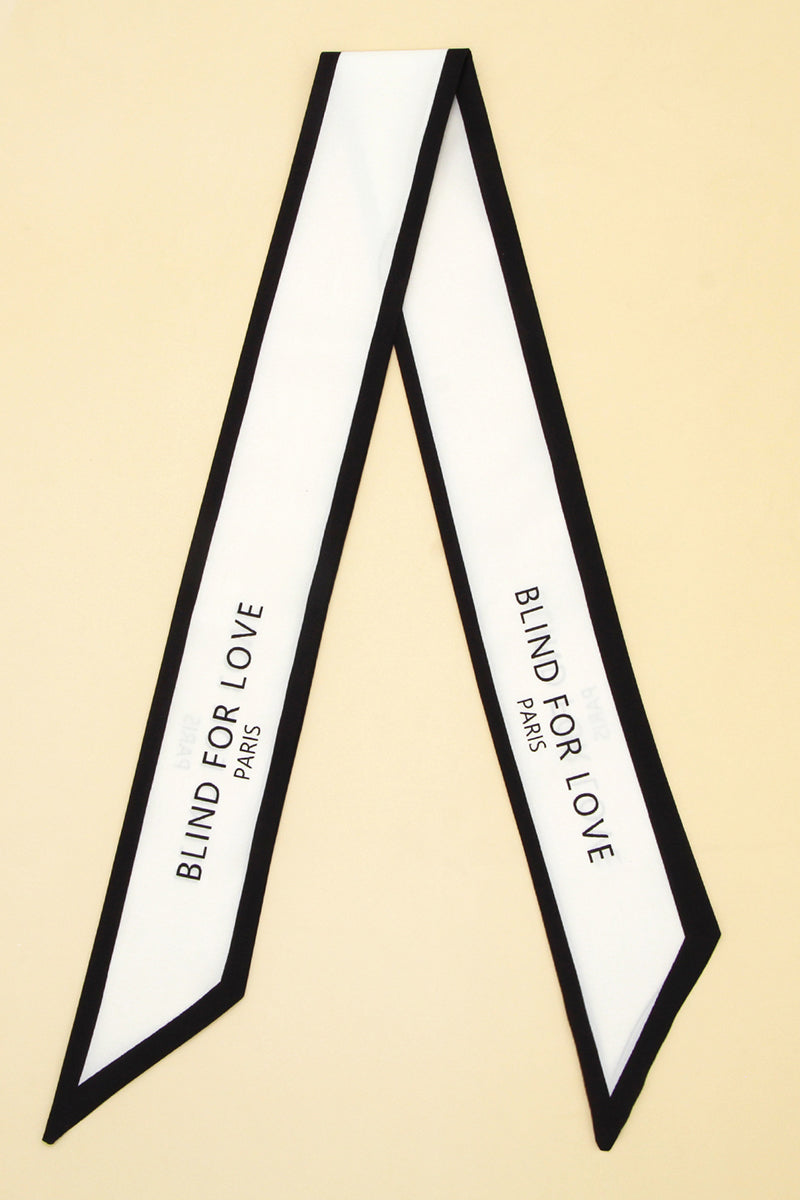 LETTER GRAPHIC TWILLY SCARF