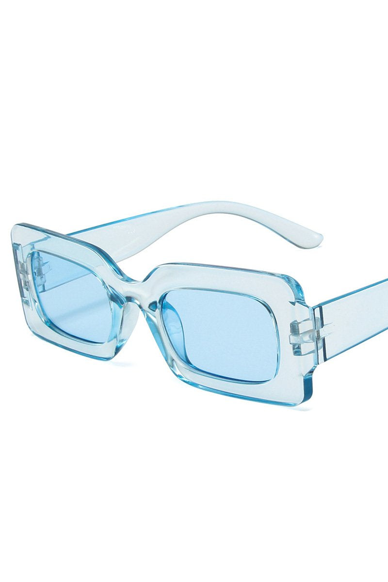 WIDE SQUARE FRAME FASHION SUNGLASSES