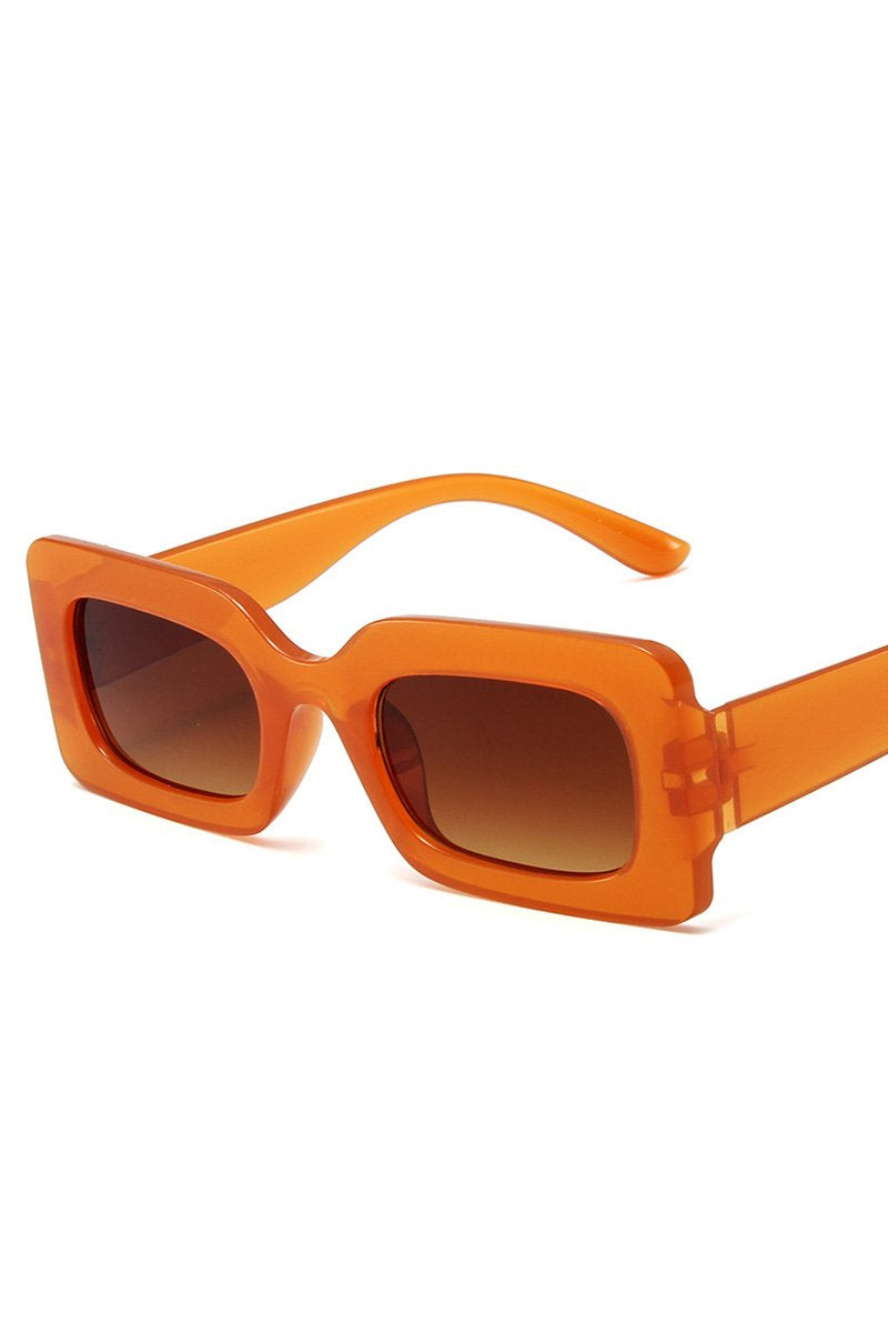 WIDE SQUARE FRAME FASHION SUNGLASSES