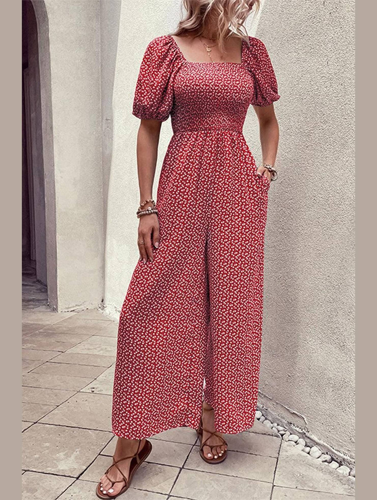 SQUARED NECK FLORAL LOOSE FIT JUMPSUIT - Doublju